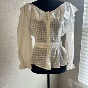 4/25 
White Ruffled Button-Up Women's Top
